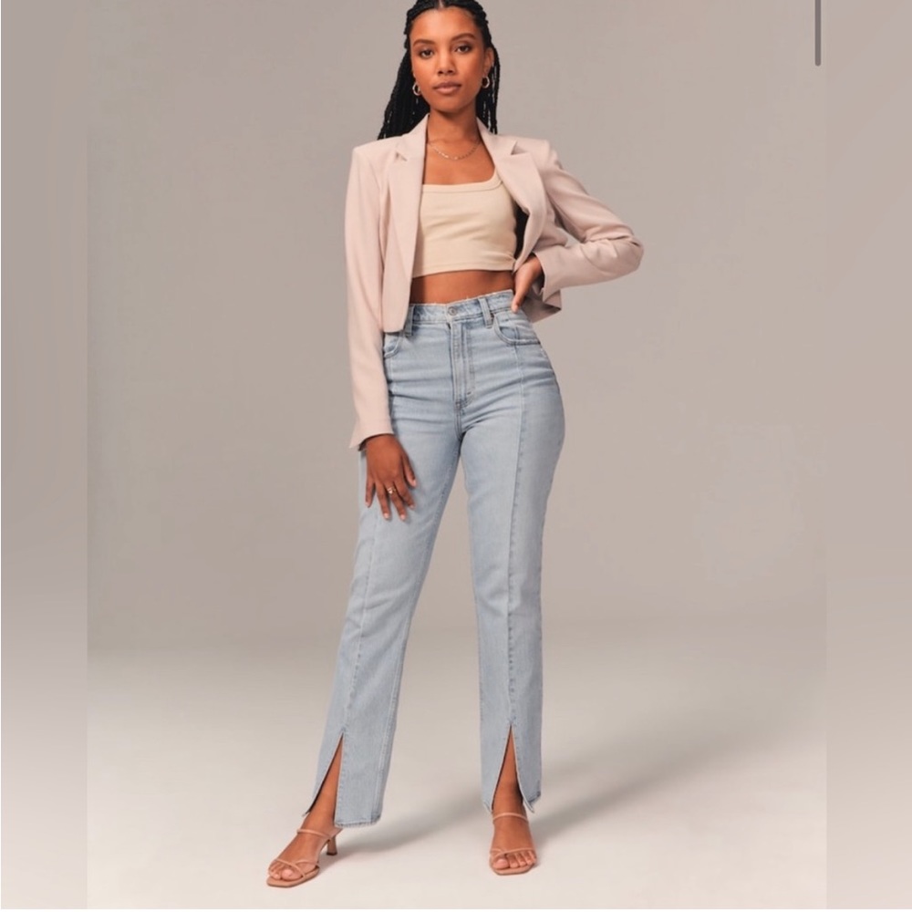 Abercrombie curve love ultra high rise 90’s straight leg jeans